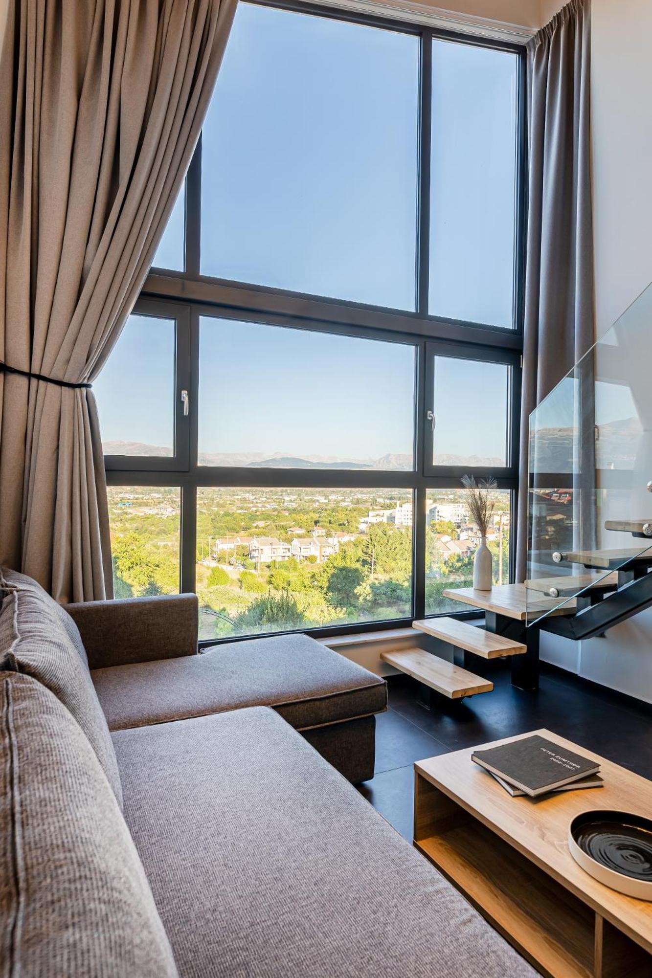 City Hill Luxury Apartments Ioánnina Eksteriør bilde