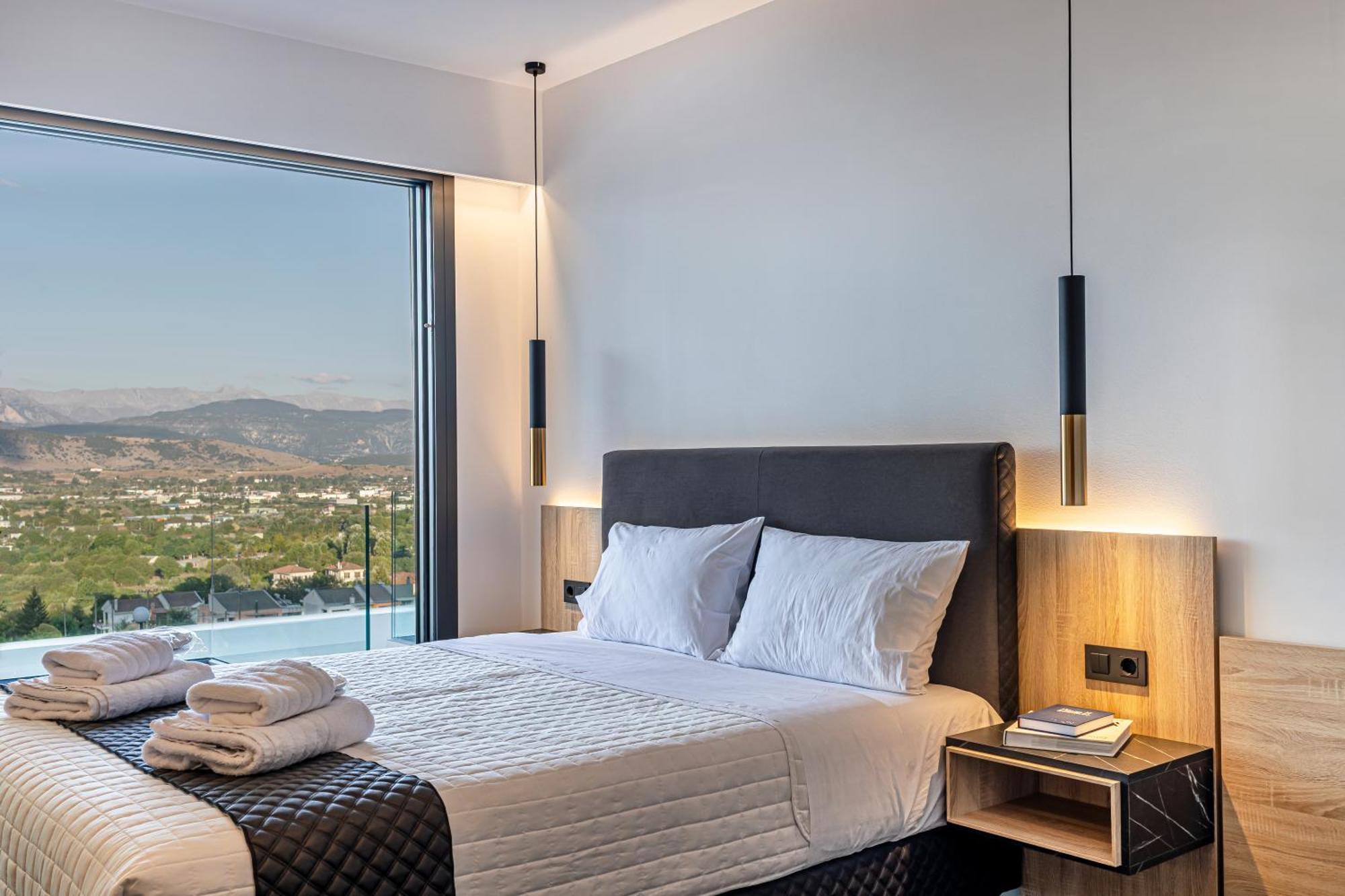 City Hill Luxury Apartments Ioánnina Eksteriør bilde
